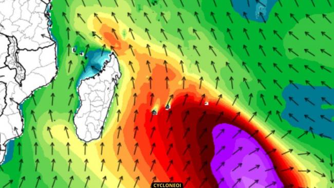 Houle australe : Attention, la mer s’agite fortement ce weekend sur les Mascareignes
