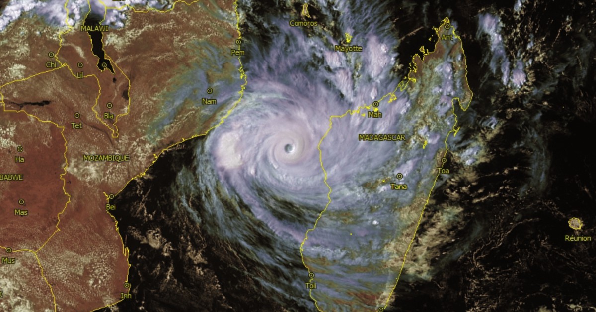Puissant cyclone tropical intense IDAI