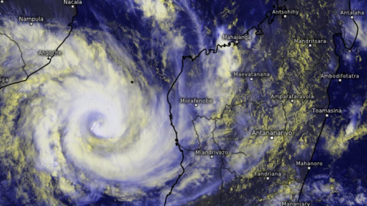Le cyclone tropical IDAI accélère en direction du Mozambique