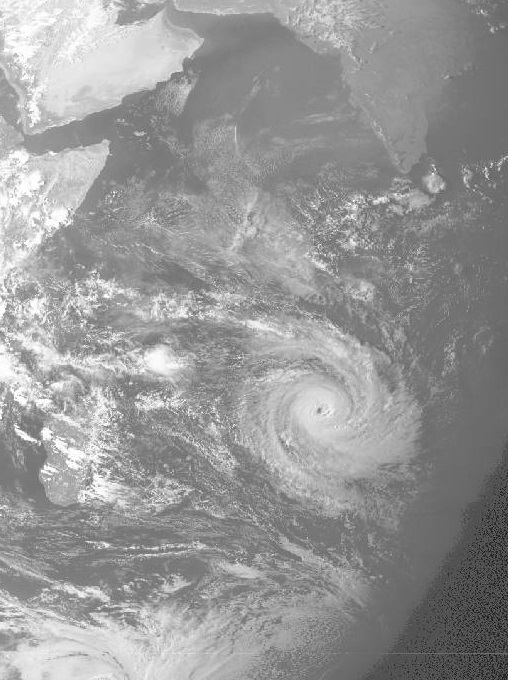 Cyclone tropical IDYLLE 9 avril 1979 à 12:00 utc (GEOS1 - NOAA)