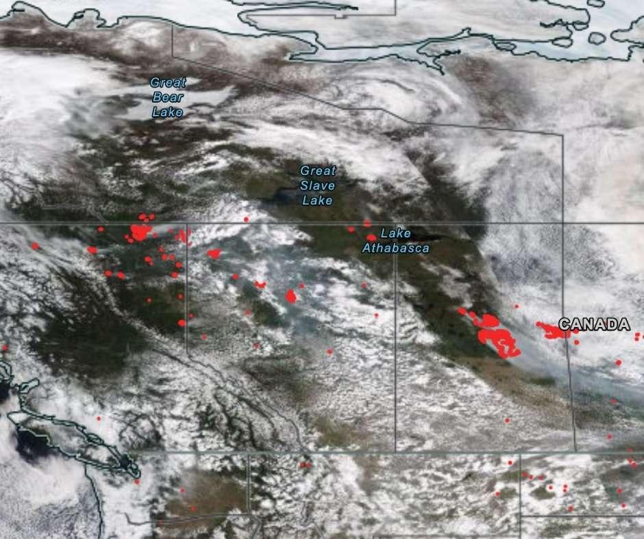 Incendies au canada situation critique e vacuations par milliers 1