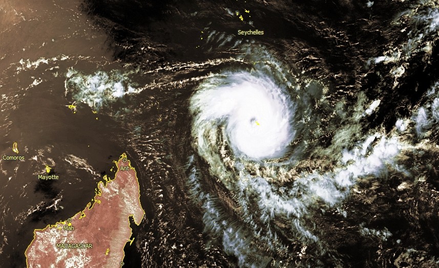 Image satellite du cyclone tropical ALCIDE