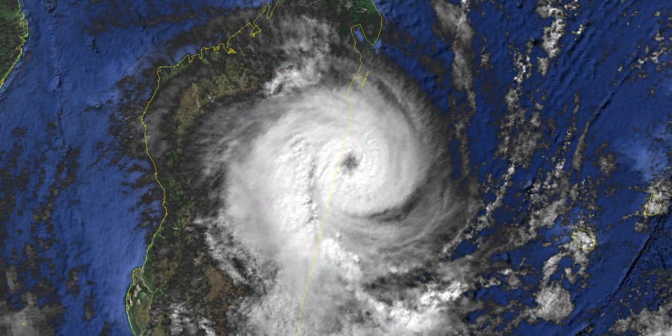 Manou 8 mai 2003 6utc