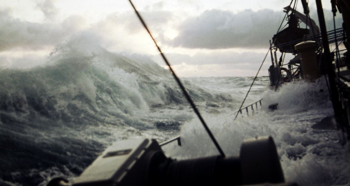 2 navires coulés par un cyclone en 1980 dans l'océan indien