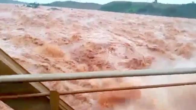 Le fleuve Betsiboka de Madagascar en furie suite aux fortes pluies