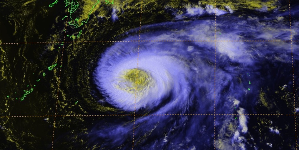 Oeil du cyclone noru