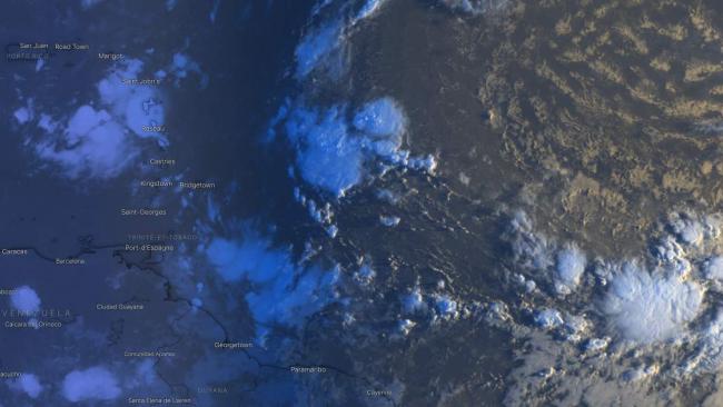 Cyclogenèse à l'Est des Petites Antilles en cours de semaine prochaine ?