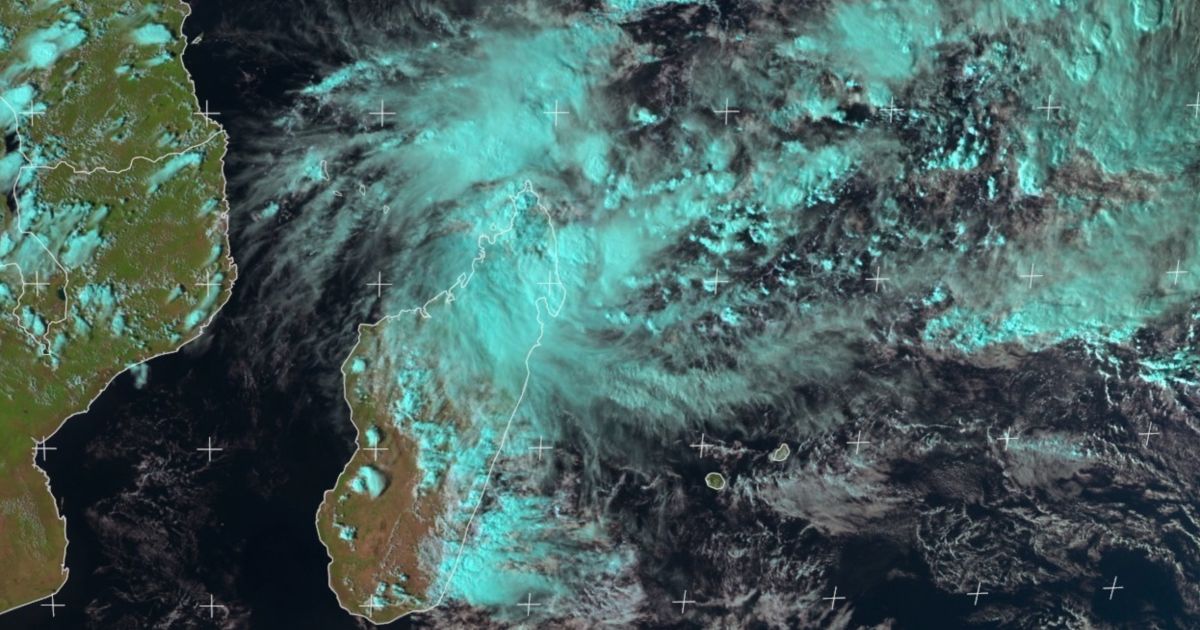 Orage a madagascar et mayotte pour noel