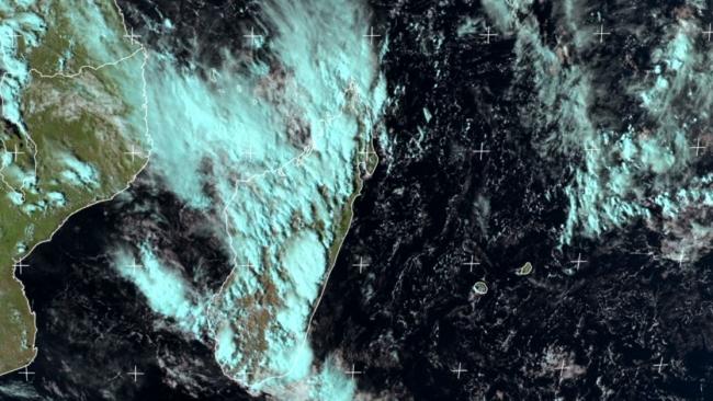 Impressionnant développement orageux sur Madagascar