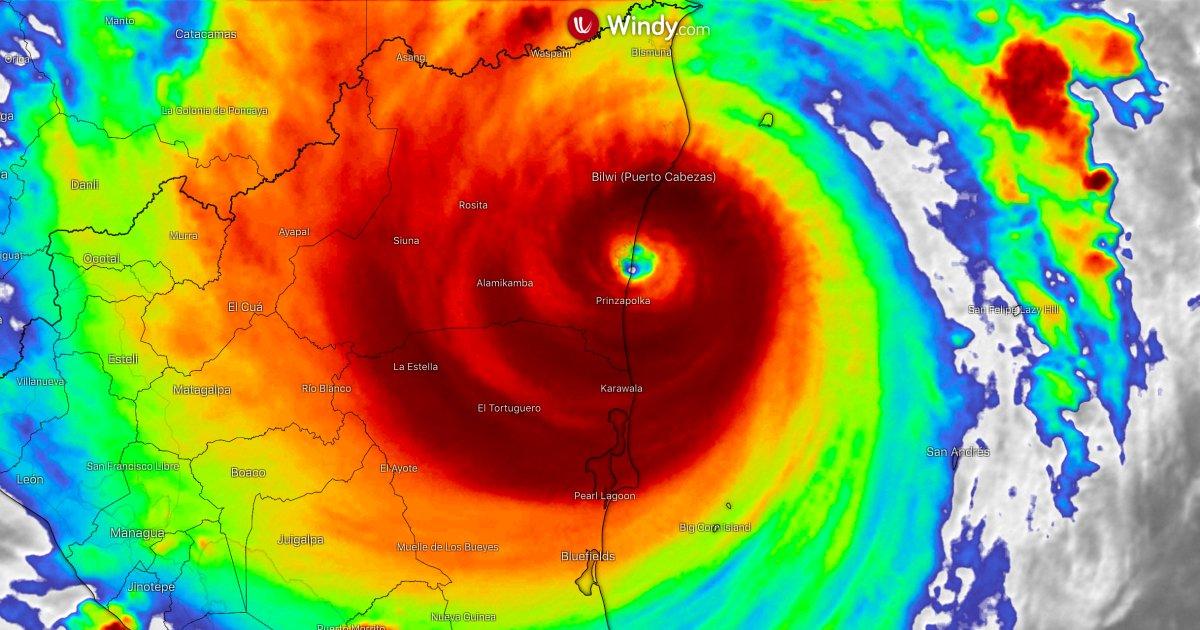 Ouragan iota frappe le nicaragua