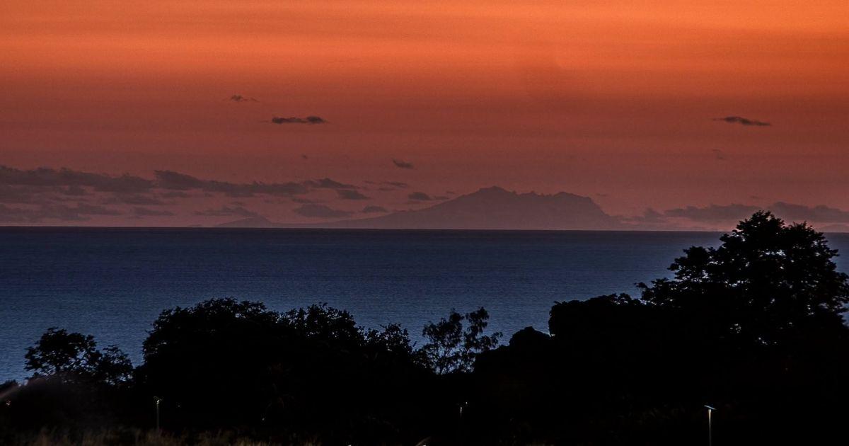 Peut on voir la reunion depuis maurice oui et voici pourquoi