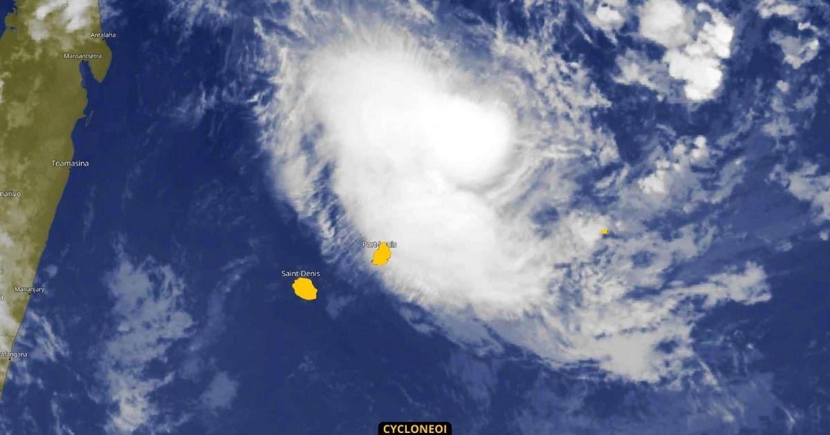 Prevision cyclone eleanor