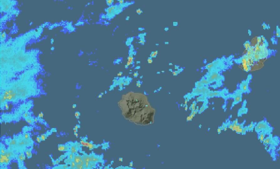 Temps humide et instable sur la Réunion et Maurice