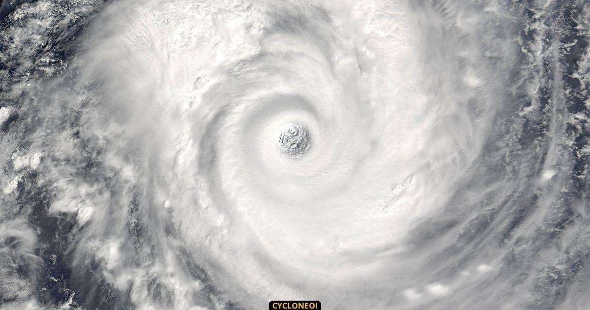 Saison cyclonique 2026 2027 les tendances de l ecmwf pour la periode novembre a avril