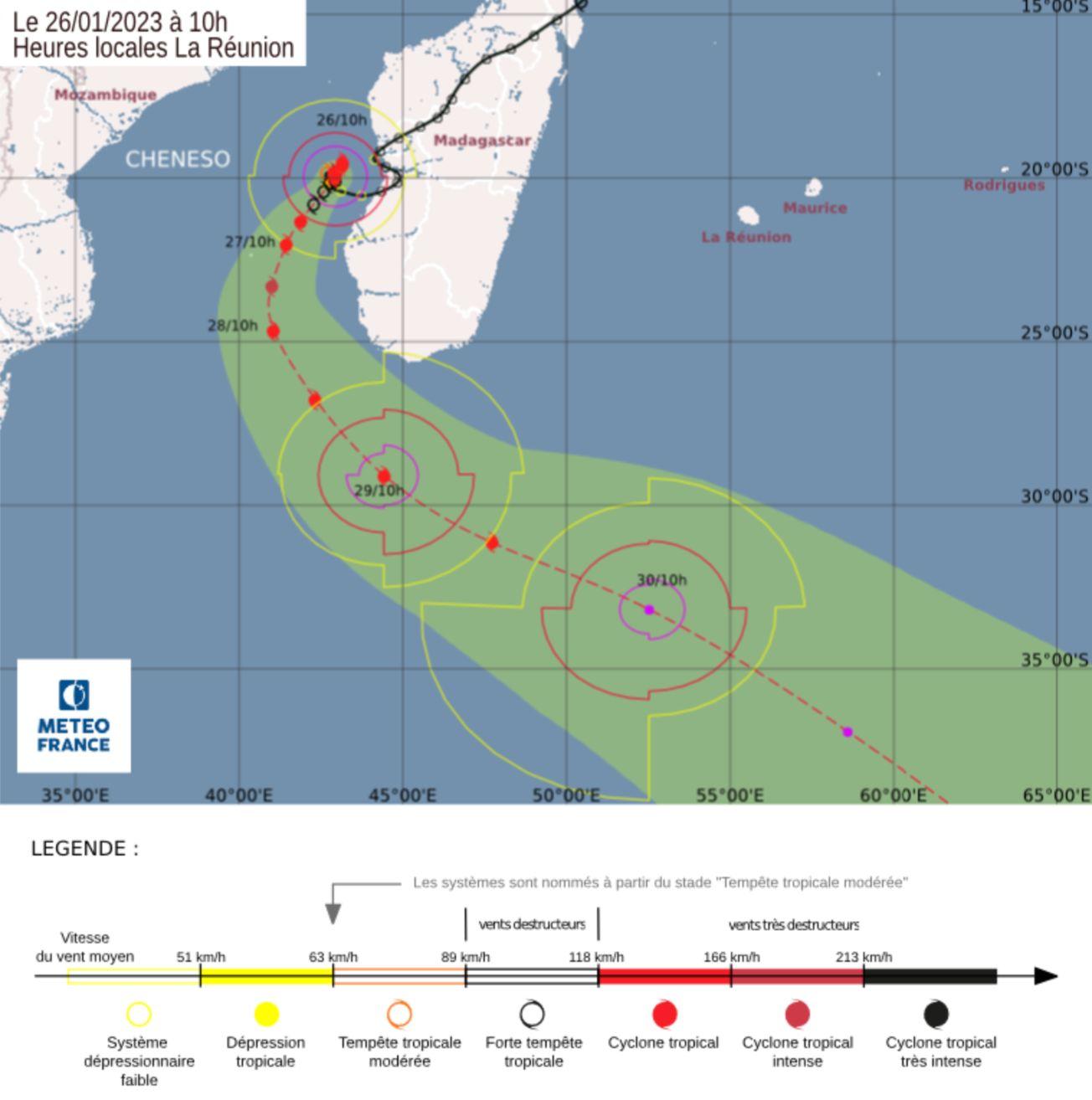 Cheneso : prévision trajectoire du CMRS de La Réunion à 10h