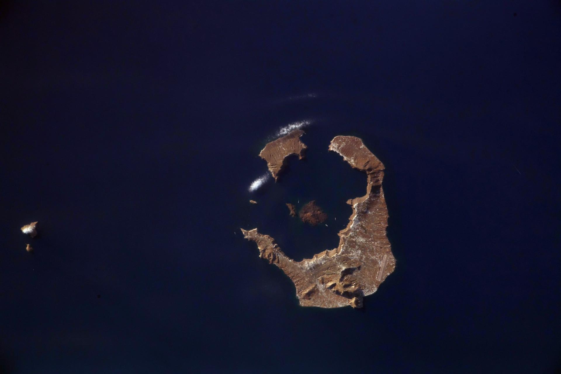 Santorin, un bijou en mer Égée façonné par un cataclysme
