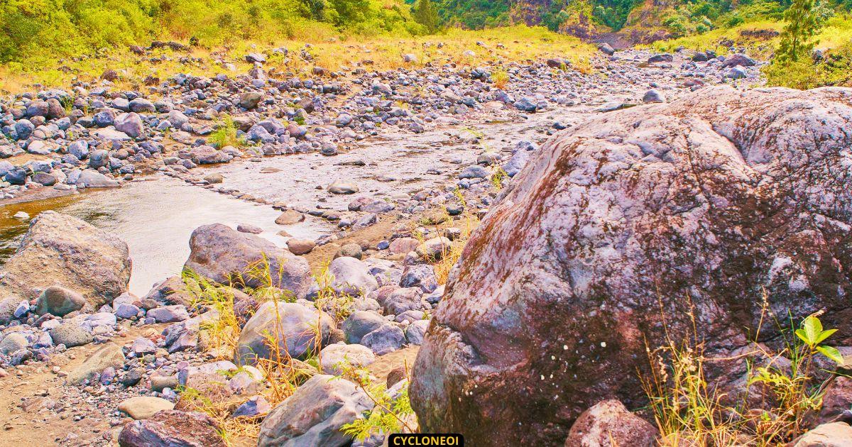 Sécheresse à La Réunion : restrictions d'eau renforcées dans 7 communes