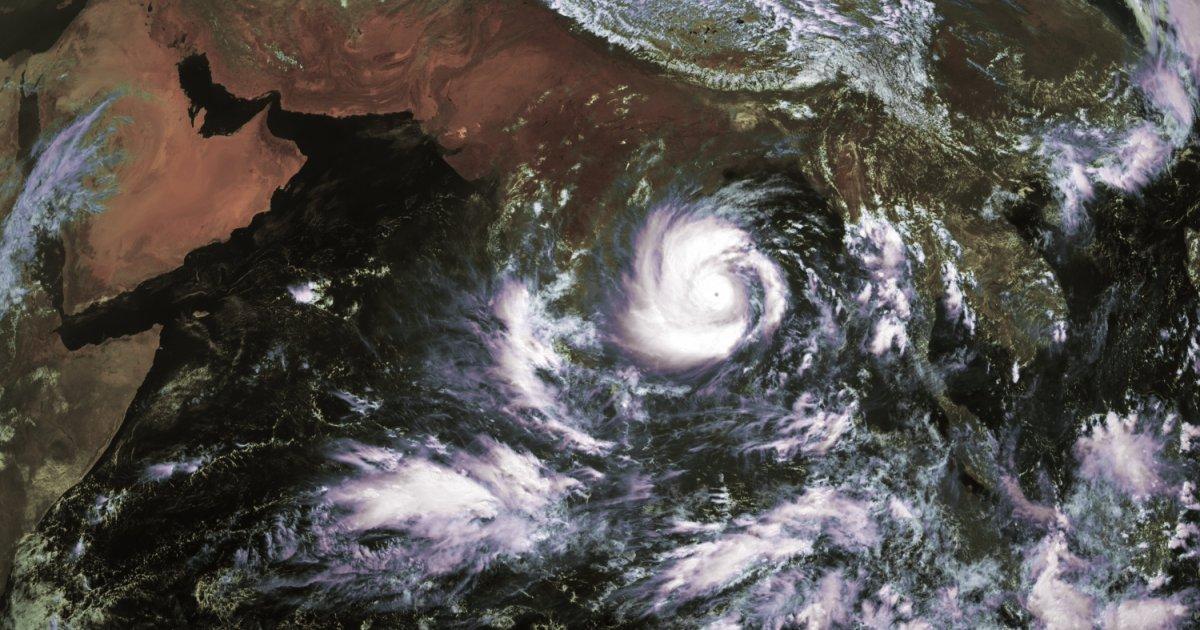Super cyclone amphan india