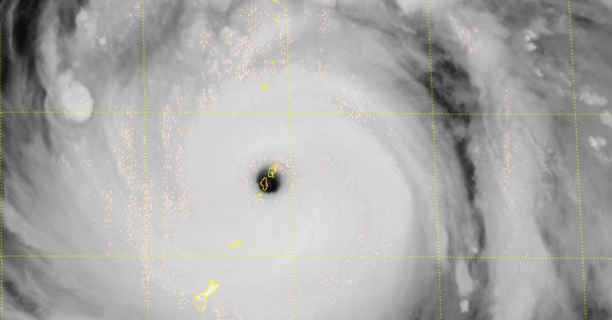 Les îles Saipan et Tinian dans l’œil du terrifiant super typhon YUTU