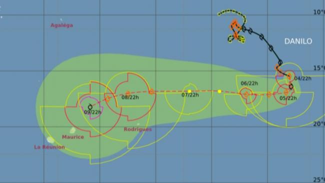 La tempête tropicale Danilo continue d'être un casse tête pour les prévisionnistes