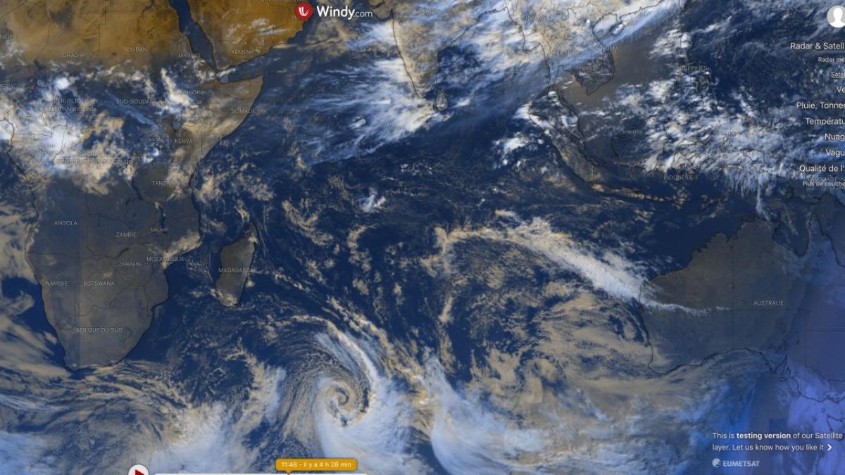 On n'arrête plus Windy qui nous propose un calque image satellite