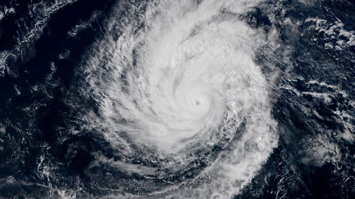 WUPIT est devenu un cyclone intense, en revanche c'est fini pour OMA