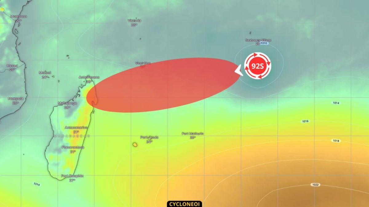 Zone suspecte 92S, potentielle future tempête CHIDO